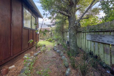 Photo of property in 7 Hinenamu Grove, Turangi, 3334