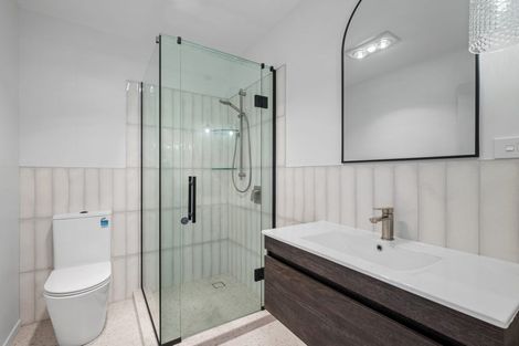 Photo of property in 130a Wairau Road, Oakura, 4314