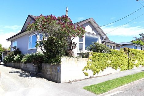 Photo of property in 2 Arthur Street, Holmes Hill, Oamaru, 9401