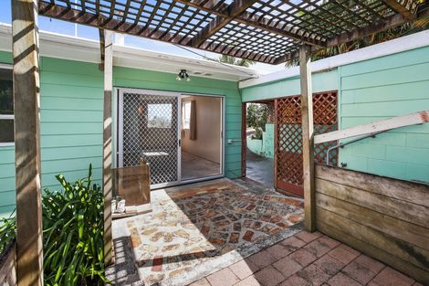 Photo of property in 107a Brunton Crescent, Thames, 3500