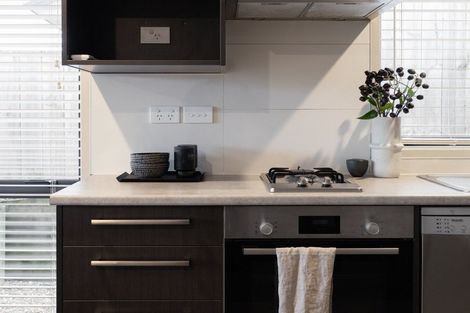 Photo of property in 1/16 Iris Place, Grandview Heights, Hamilton, 3200