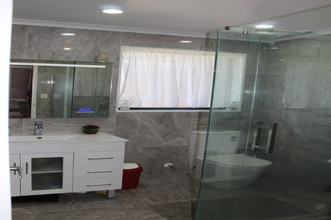 Photo of property in 14 Northridge Terrace, Massey, Auckland, 0614