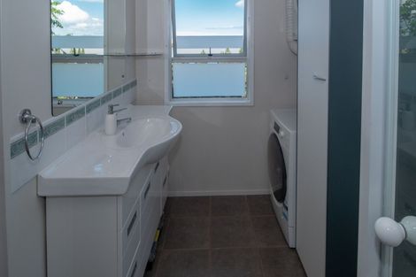 Photo of property in 70 Cheviot Street, Mangawhai Heads, Mangawhai, 0505