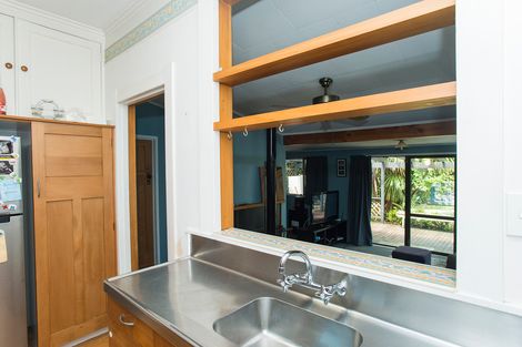 Photo of property in 210 Kahutia Street, Gisborne, 4010