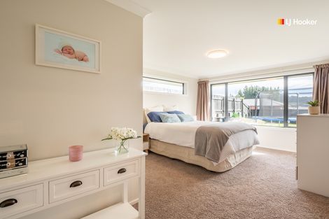 Photo of property in 74 Grandvista Drive, Green Island, Dunedin, 9018