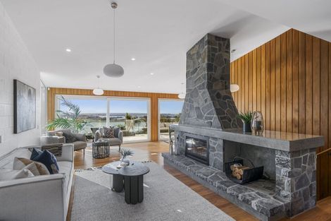 Photo of property in 7 Michael Avenue, Mount Pleasant, Christchurch, 8081