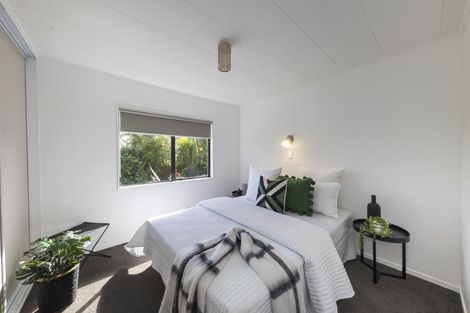 Photo of property in 19 Leander Place, Milson, Palmerston North, 4414