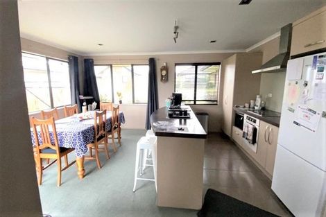 Photo of property in 5 Gina Way, Welcome Bay, Tauranga, 3112