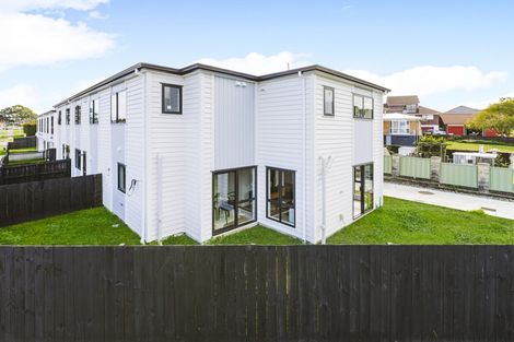 Photo of property in 559a Great South Road, Rosehill, Papakura, 2113