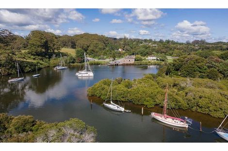 Photo of property in 31 Kemp Road, Kerikeri, 0230