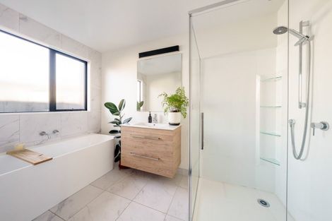 Photo of property in 5 Hollywood Rise, Wanaka, 9305