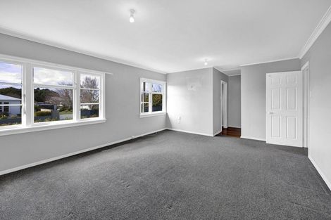 Photo of property in 9 Caplen Street, Hawera, 4610