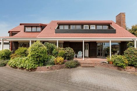 Photo of property in 32 Clivedene Street, Matua, Tauranga, 3110