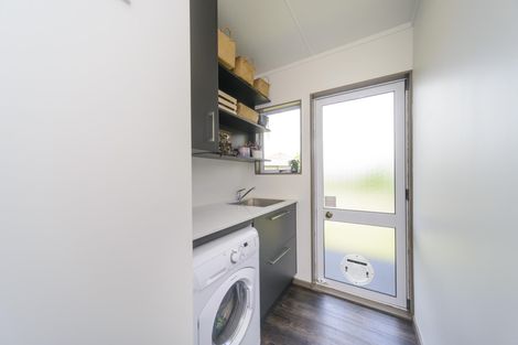 Photo of property in 97 Hillcrest Drive, Kelvin Grove, Palmerston North, 4414