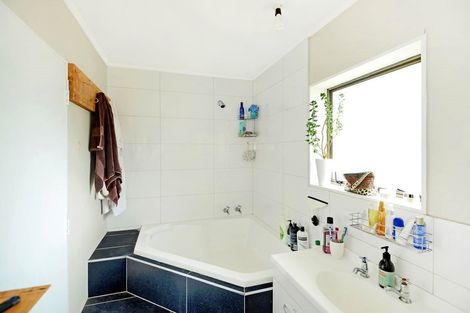 Photo of property in 2/8 Esmonde Road, Takapuna, Auckland, 0622