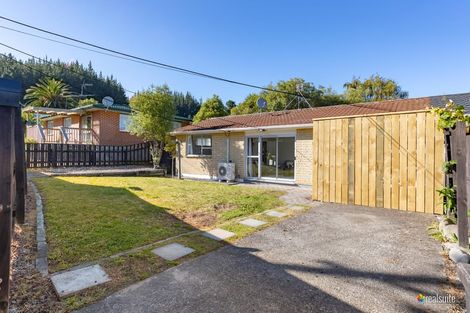 Photo of property in 7 Garth Lane, Maoribank, Upper Hutt, 5018