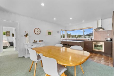 Photo of property in 26 Duke Street, Levin, 5510
