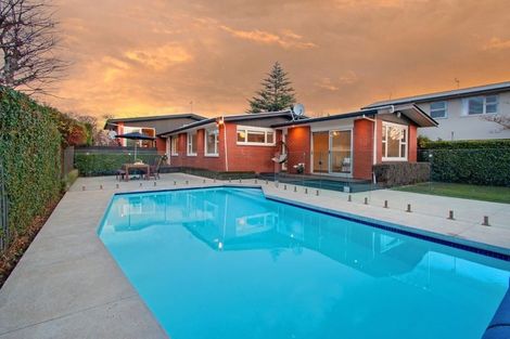 Photo of property in 25 Roydvale Avenue, Burnside, Christchurch, 8042