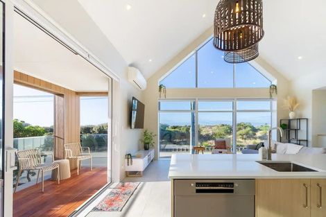 Photo of property in 1/49 Marine Parade, North New Brighton, Christchurch, 8083