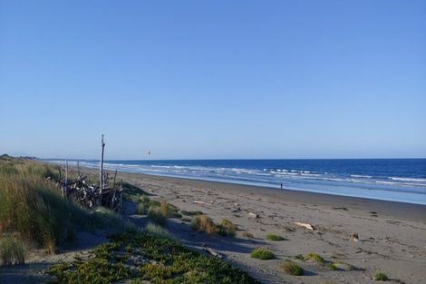 Photo of property in 483 Marine Parade, South New Brighton, Christchurch, 8062