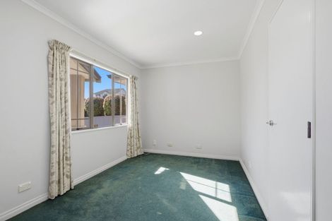 Photo of property in 4 Caernarvon Rise, Bethlehem, Tauranga, 3110