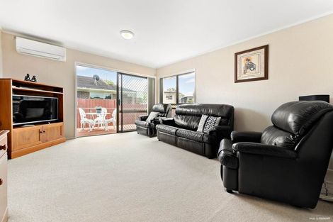 Photo of property in 7a Butley Drive, Farm Cove, Auckland, 2012