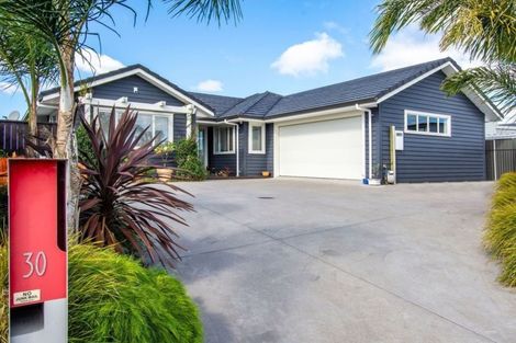 Photo of property in 30 Cassinia Close, Papamoa Beach, Papamoa, 3118