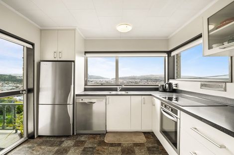 Photo of property in 62 Easther Crescent, Kew, Dunedin, 9012