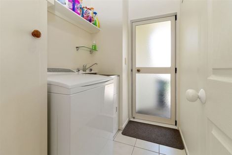 Photo of property in 1 Links View Drive, Omokoroa, 3114