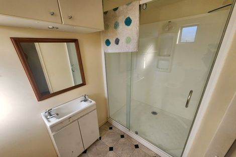 Photo of property in 35 Eastern Terrace, Beckenham, Christchurch, 8023