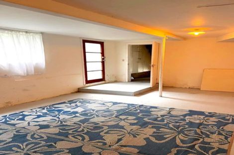 Photo of property in 2 Keystone Avenue, Mount Roskill, Auckland, 1041