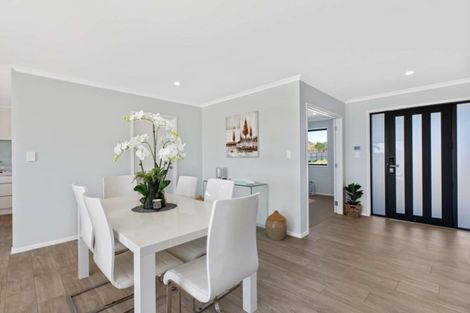 Photo of property in 52 Sunset Drive, Pukekohe, 2120