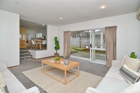 Photo of property in 2/209 Hoon Hay Road, Hoon Hay, Christchurch, 8025