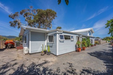 Photo of property in 51 Toru Road, Paraparaumu Beach, Paraparaumu, 5032