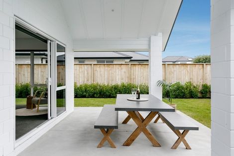 Photo of property in 4 Huka Heights Drive, Rangatira Park, Taupo, 3330