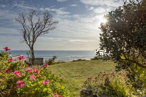 Photo of property in 155 Oceanbeach Road, Mount Maunganui, 3116