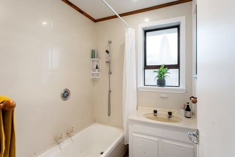 Photo of property in 50 Cowling Road, Hurdon, New Plymouth, 4310