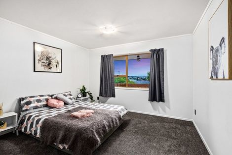 Photo of property in 5/38 Kirrie Avenue, Te Atatu South, Auckland, 0610