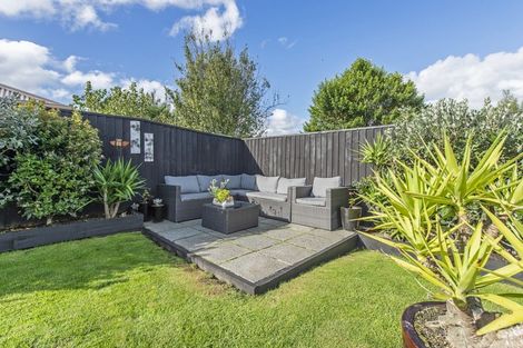 Photo of property in 17 Old Red Barn Road, Halswell, Christchurch, 8025