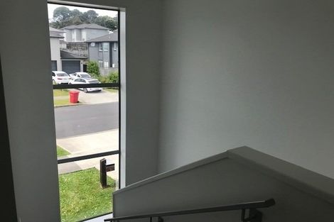 Photo of property in 83 Mackay Drive, Greenhithe, Auckland, 0632