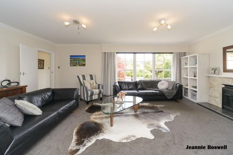 Photo of property in 58 Newcastle Street, Hokowhitu, Palmerston North, 4410
