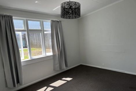 Photo of property in 18 Stoke Street, Newtown, Wellington, 6021