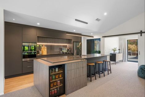 Photo of property in 19 Obelisk Street, Wanaka, 9305