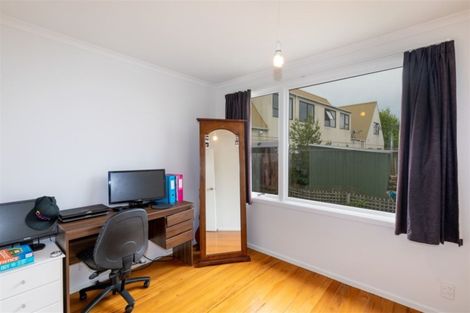 Photo of property in 2/49 Brockworth Place, Riccarton, Christchurch, 8011