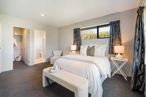 Photo of property in 63 Mauger Drive, Heathcote Valley, Christchurch, 8022