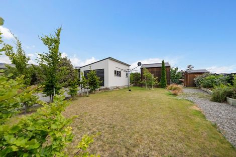 Photo of property in 16 Missy Crescent, Mount Pisa, Cromwell, 9383