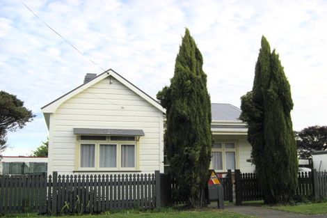 Photo of property in 39 Bignell Street, Gonville, Whanganui, 4501