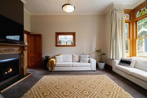 Photo of property in 14 Kilgour Street, Roslyn, Dunedin, 9010