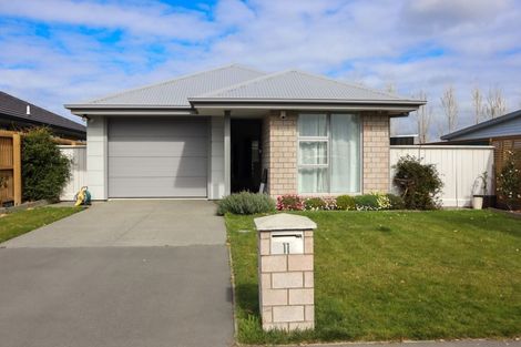 Photo of property in 11 Caulfield Avenue, Halswell, Christchurch, 8025