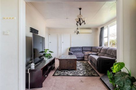 Photo of property in 70 Sedcole Street, Pahiatua, 4910